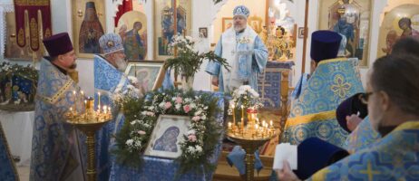 Божественная литургия в праздник иконы Божией Матери «Спасительница утопающих»